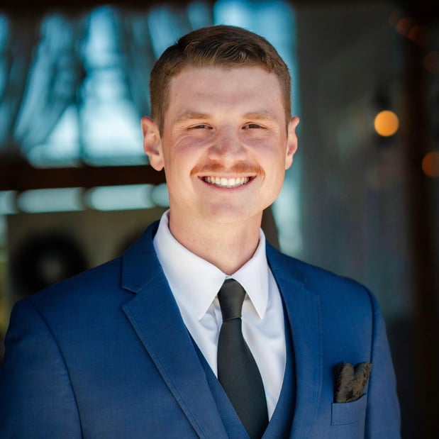 Carousel Associate Image