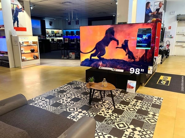TV Samsung 98