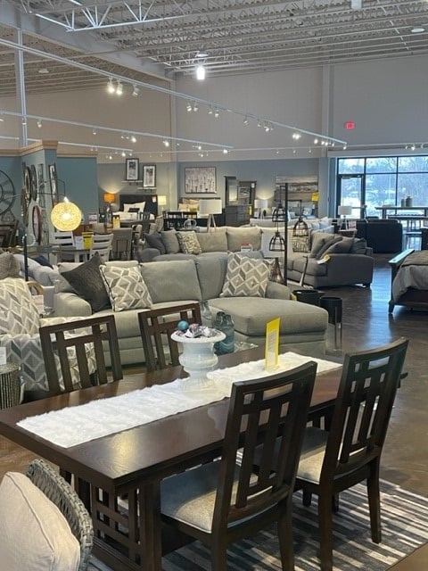 Slumberland Furniture Store in West Des Moines,  IA - Dining Set