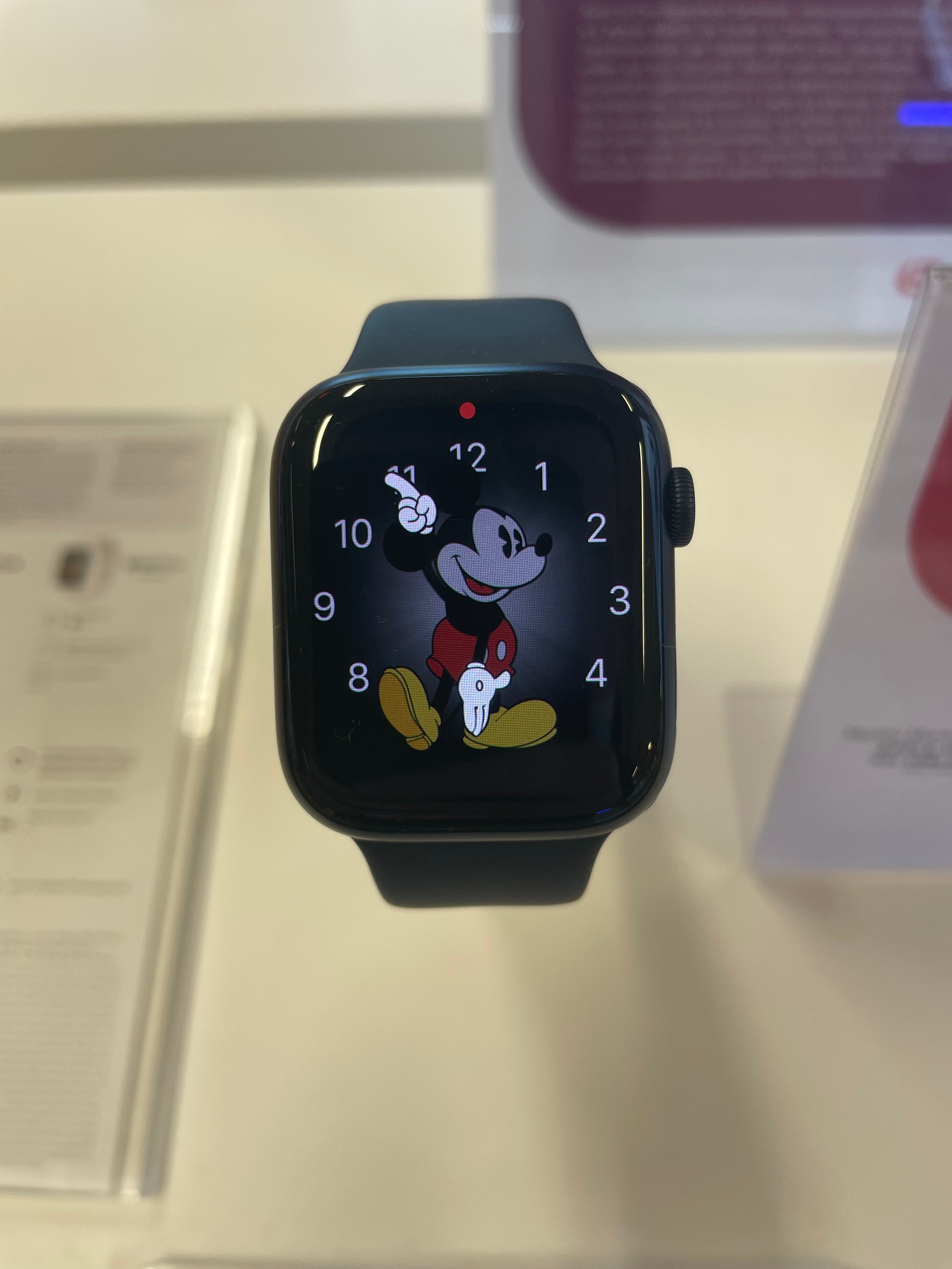 Apple Watch à Boulanger Bordeaux Lac
