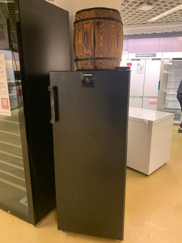 Venez retrouver notre gamme de cave a vin Liebherr Lie dans votre magasin Boulanger Lyon - Les Cordeliers