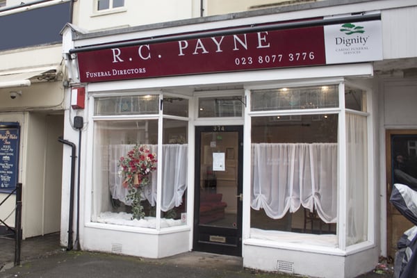 Find a Funeral Director in Southampton | Dignity Funerals