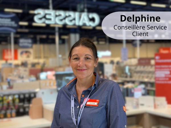 Delphine Conseillère Service Client