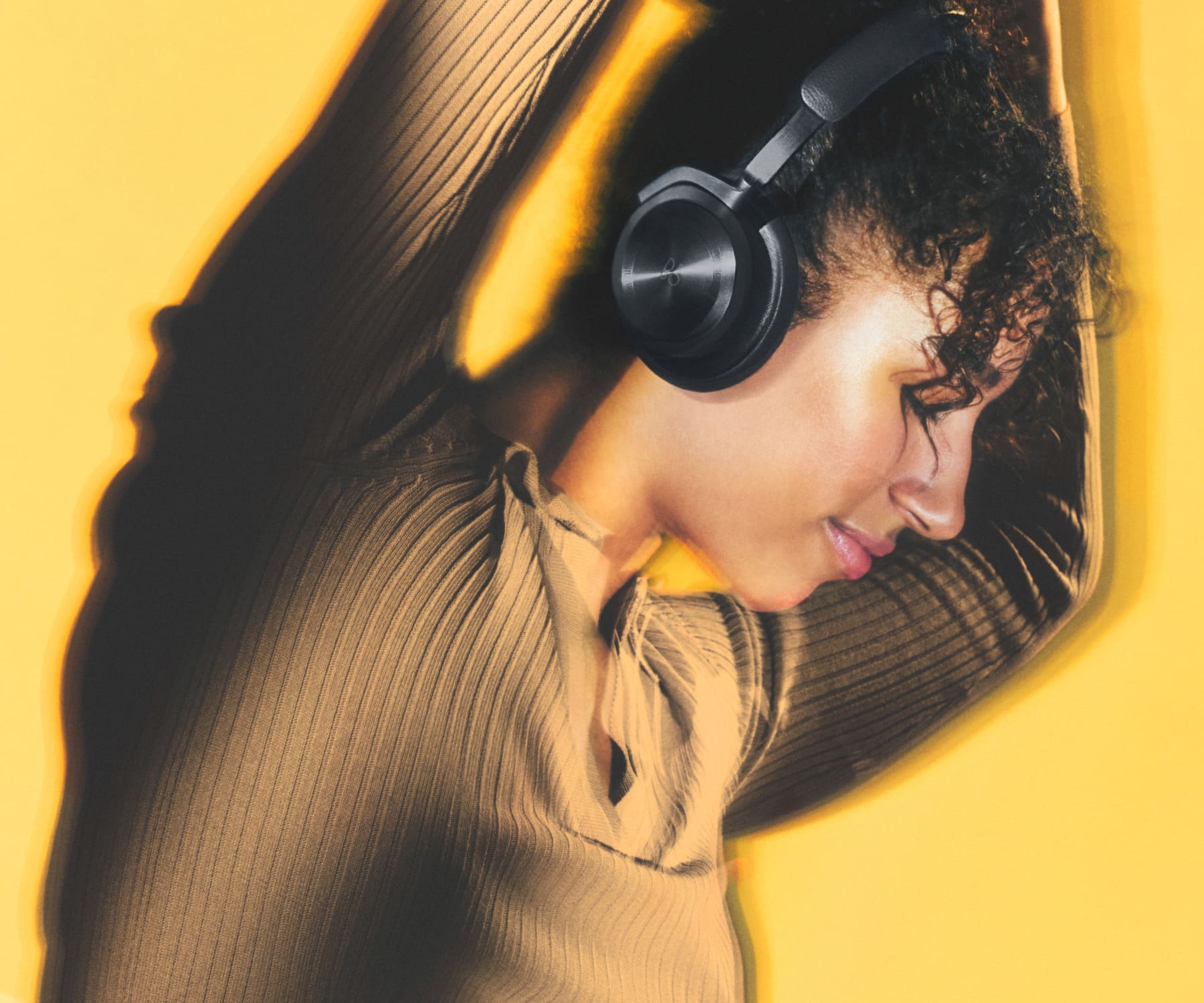 Beoplay H4 - Wireless over-ear headphones