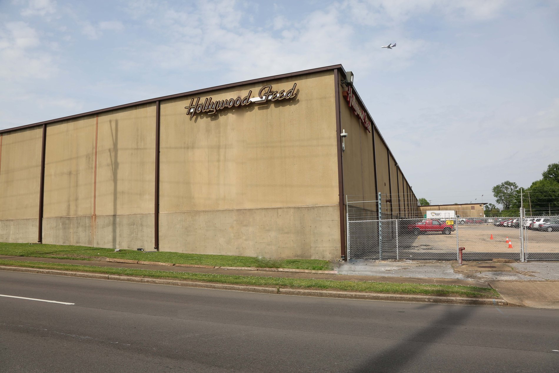Hollywood Feed Headquarters Warford: {KEYWORDS} in Memphis, TN