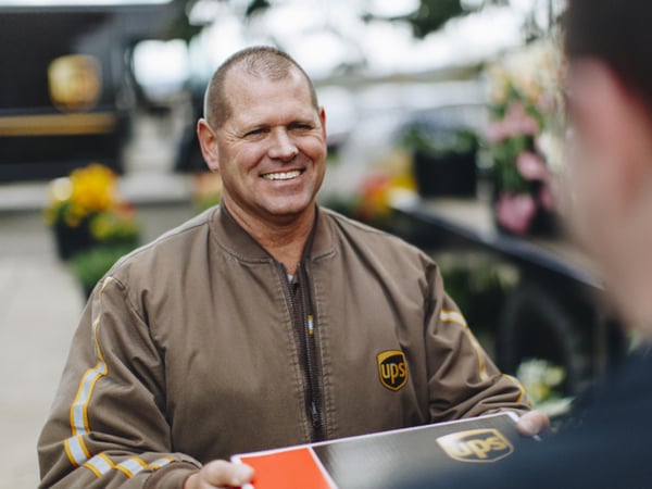 Ship A Package At The Ups Store Escondido Ca Via Ups At 306 W El