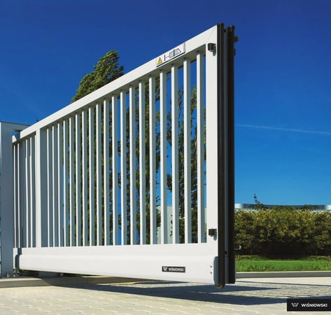 Grissmann GmbH, Generalvertretung Wisniowski Schweiz, Fenster · Tore · Türen · Zäune, 8307 Effretikon im Kanton Zürich