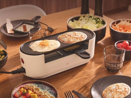 l'hiver, le ski, la neige et la raclette!