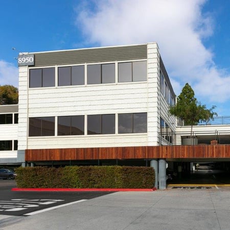 UC San Diego Health Psychiatry – La Jolla building.
