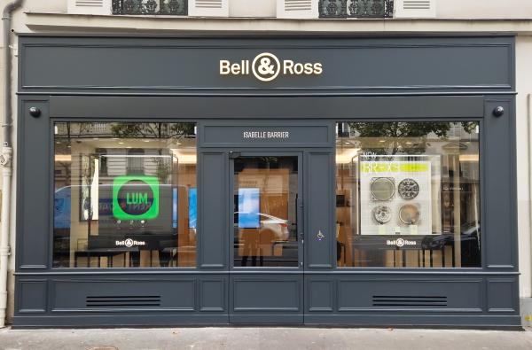 External view of the boutique