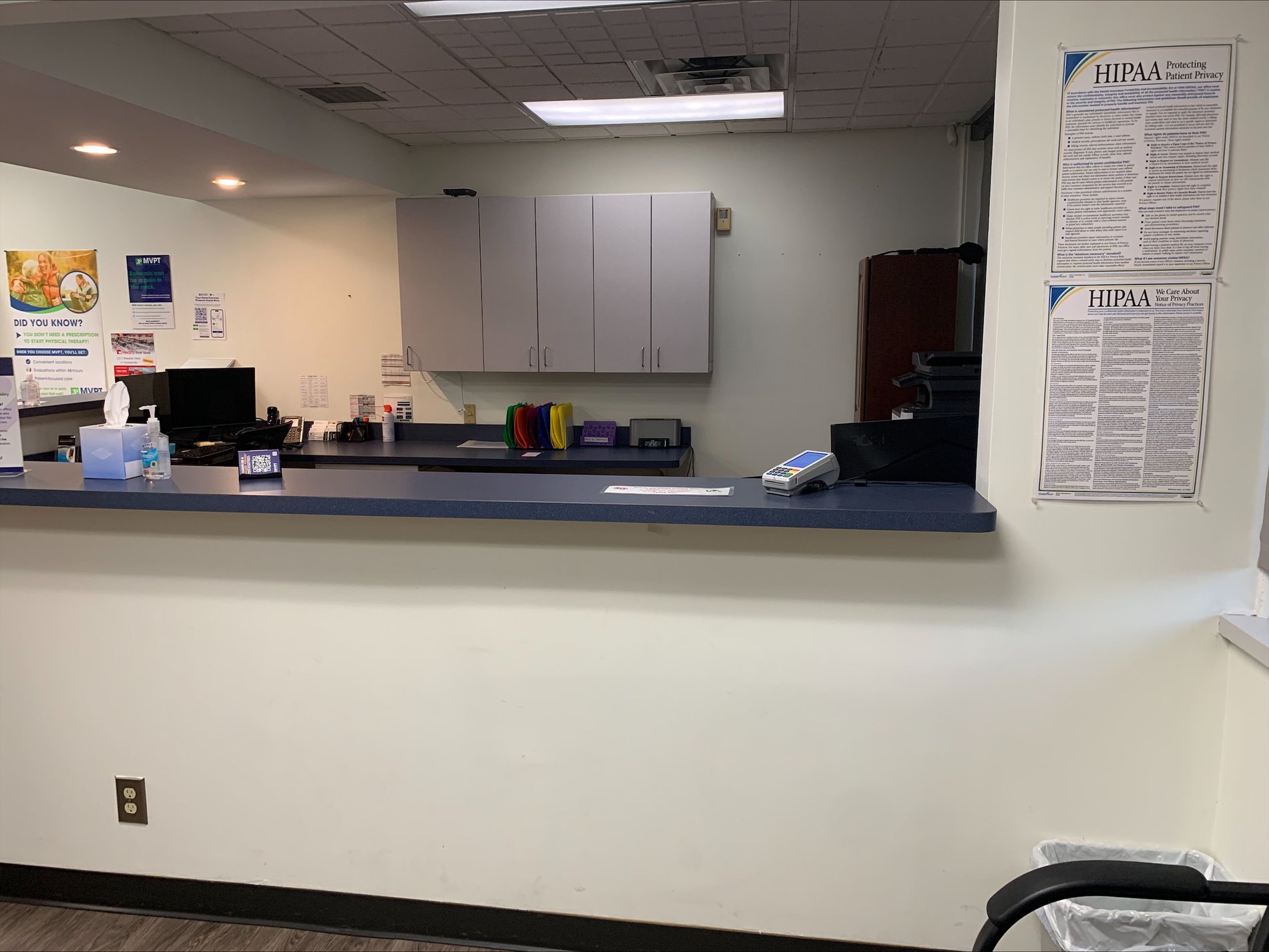 NY-Tonawanda-MVPT front desk.