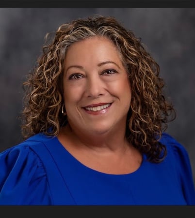 Photo of Lisa D Louise