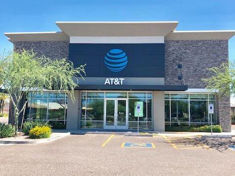 AT&T Store - Cactus - iPhone SE w/ Curbside Pickup ...