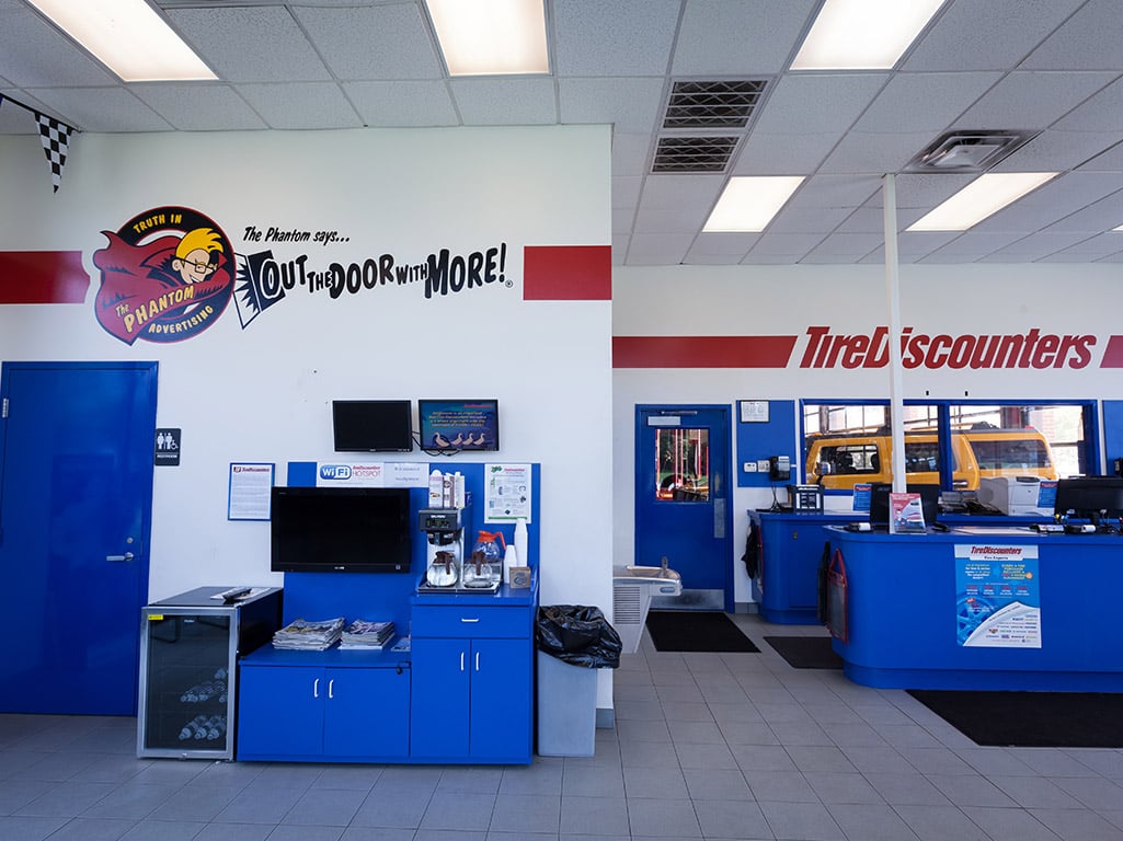 Tire Discounters Slate Ridge tires, alignment, brakes, autoglass in