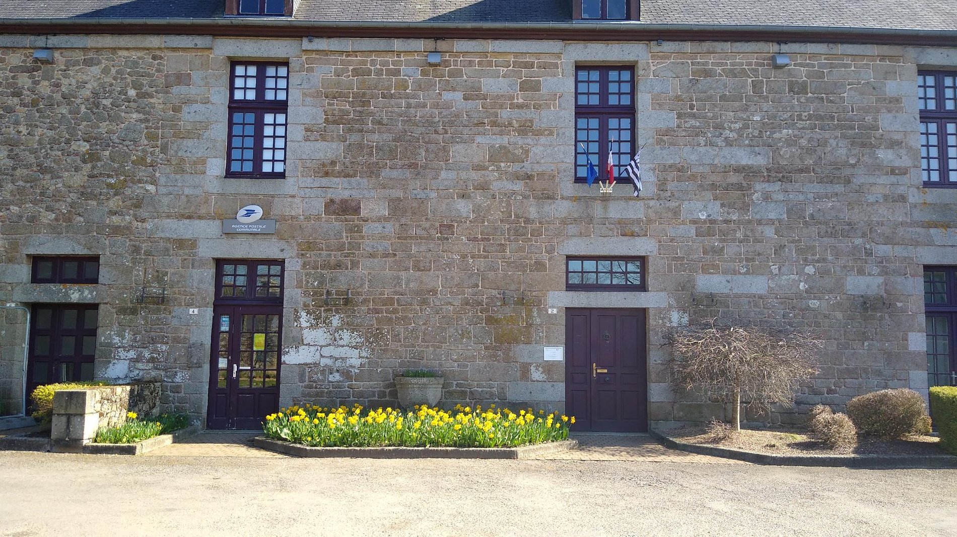 La Poste Agence Communale ST OUEN DES ALLEUX Mairie (35140) La Poste