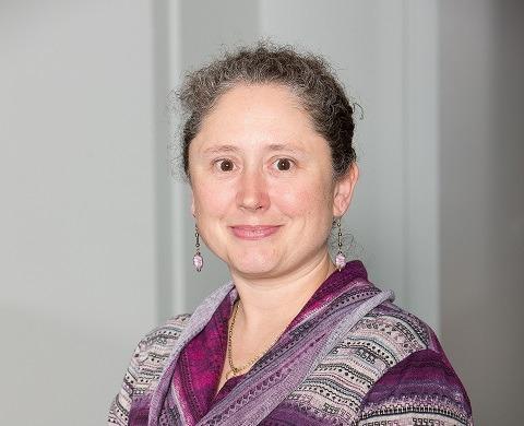 Photo of Lisa Cooper