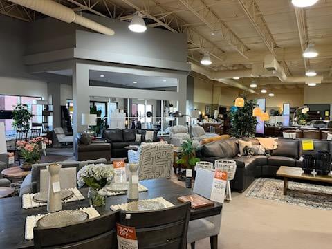 Kearney Slumberland Furniture interior 3