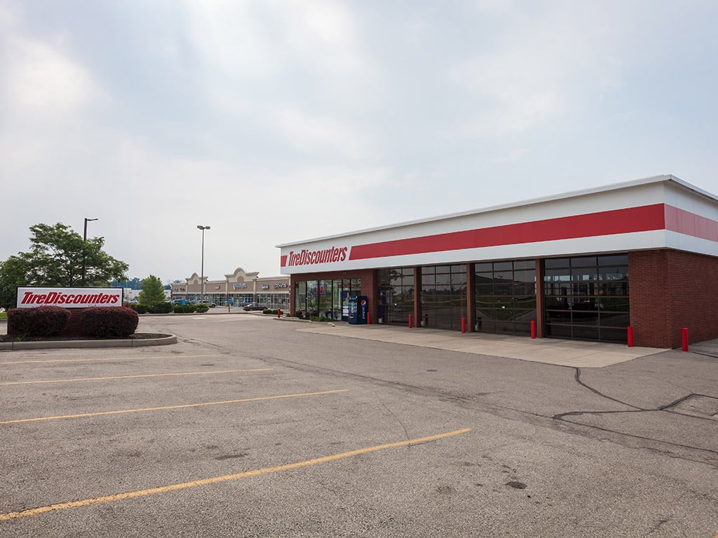 Tire Discounters Sugarcreek tires, alignment, brakes, autoglass in