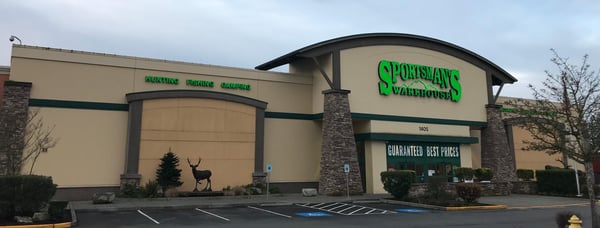 The front entrance of Sportsman's Warehouse in Federal Way