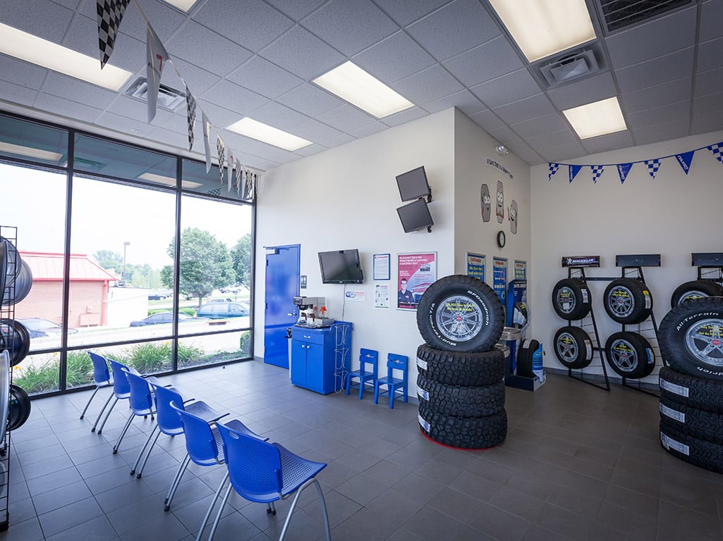 Tire Discounters Monroe tires, alignment, brakes, autoglass in Monroe, OH