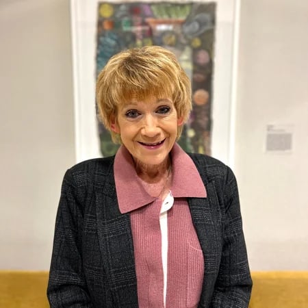 Carousel Associate Image