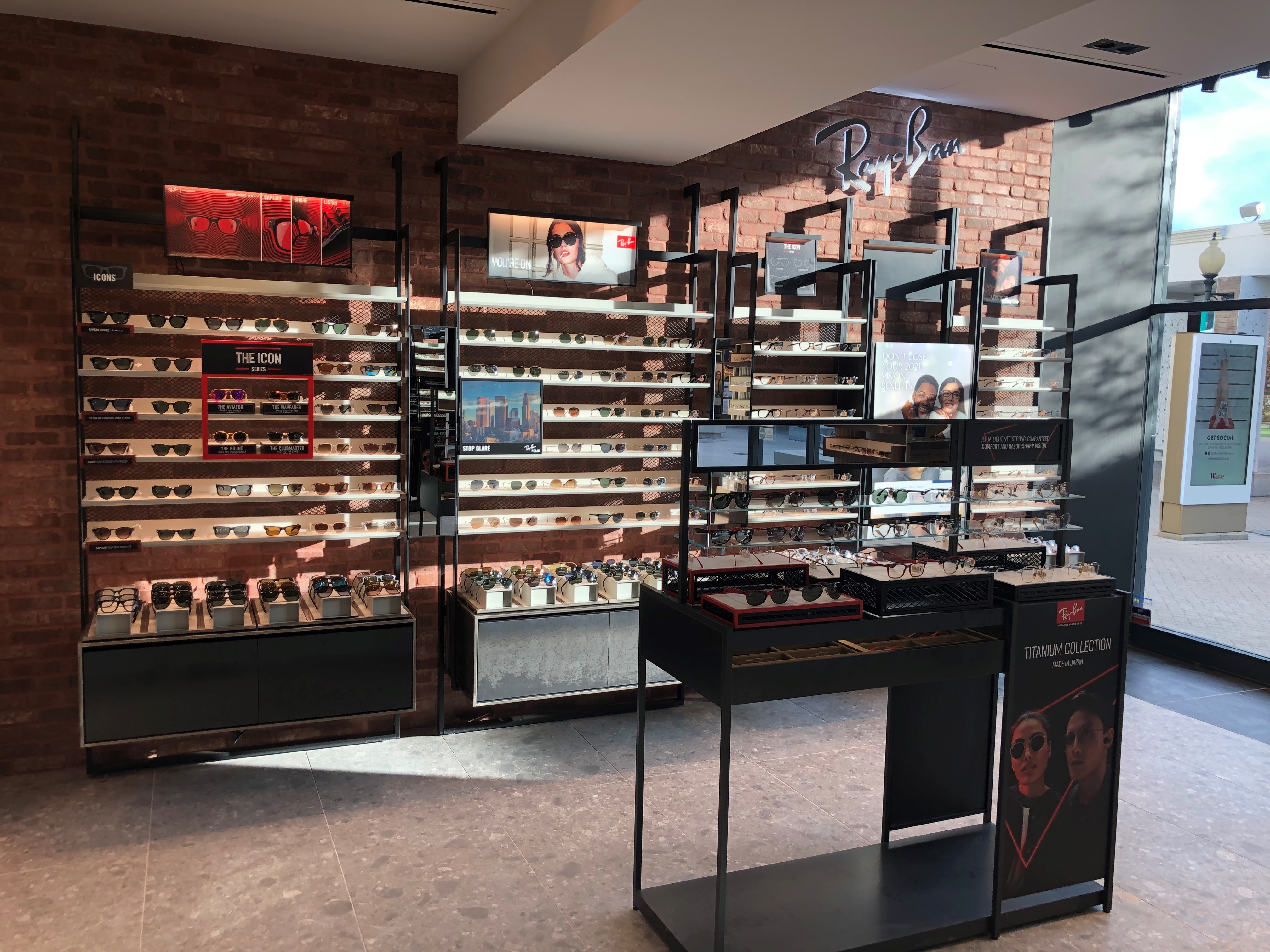 Lenscrafters In Skokie Il 253 Old Orchard Shopping Ctr Eyewear Eye Exams