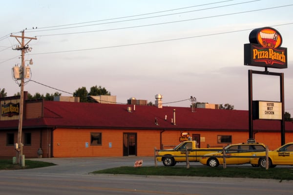 Pizza Ranch Store Front Photo