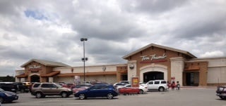 Tom Thumb Storefront Picture at 612 Grapevine Highway in Hurst TX