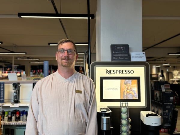 Cédric Expert Nespresso magasin Boulanger Bordeaux Mérignac