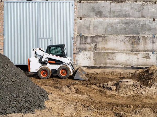 How To Operate a Skid Steer: A Step-by-Step Guide
