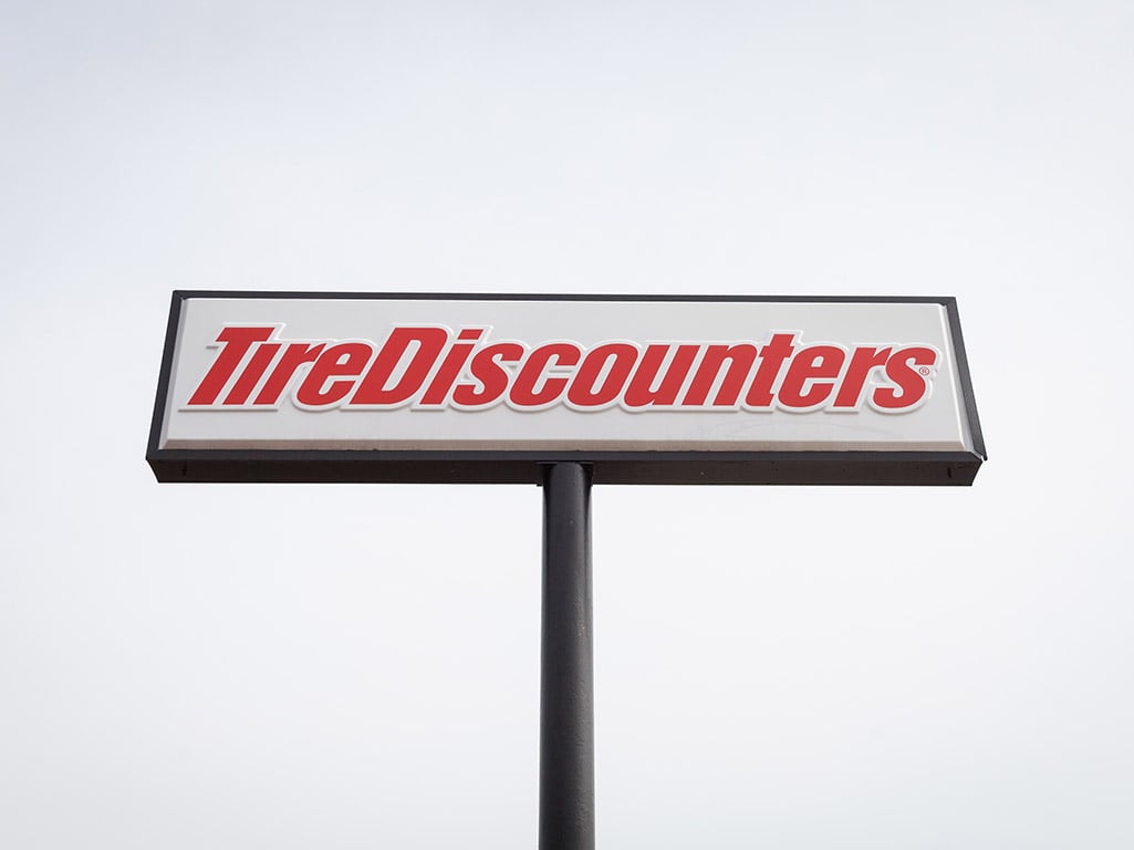 Tire Discounters Kenwood tires, alignment, brakes, autoglass in