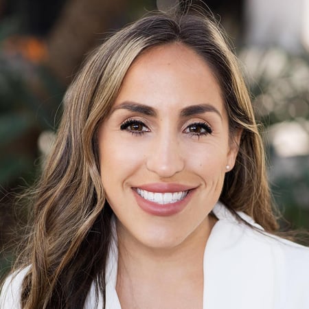 Photo of Jennifer Duarte