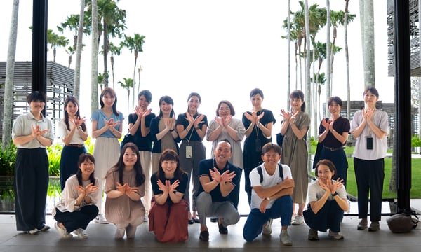 JTBウエディング＆JTBバリ支店スタッフ集合写真