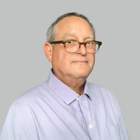 Samuel Srochi Advisor Headshot image