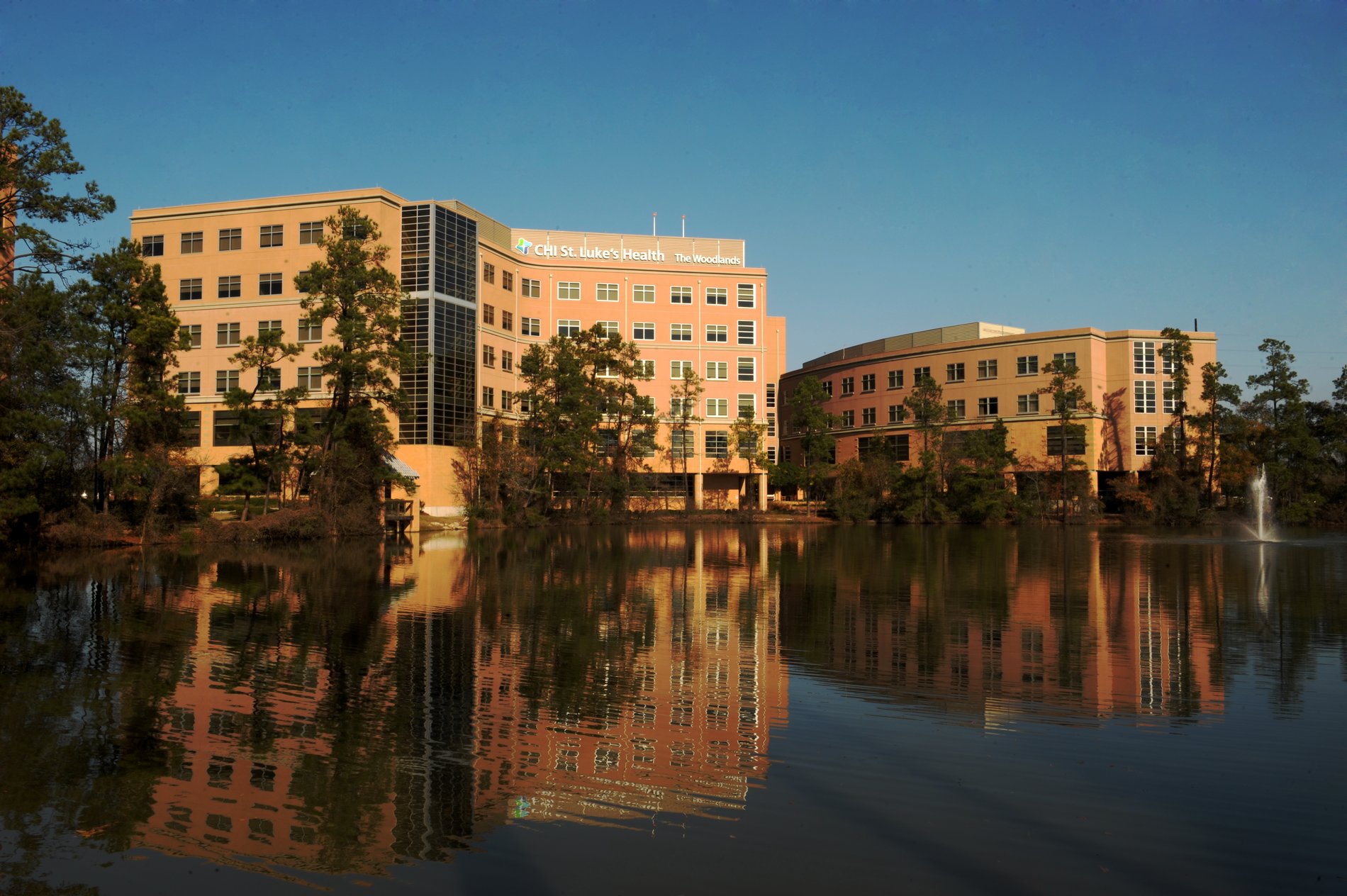 Center for Infectious Diseases at St. Luke's Health - The Woodlands Hospital - The Woodlands, TX