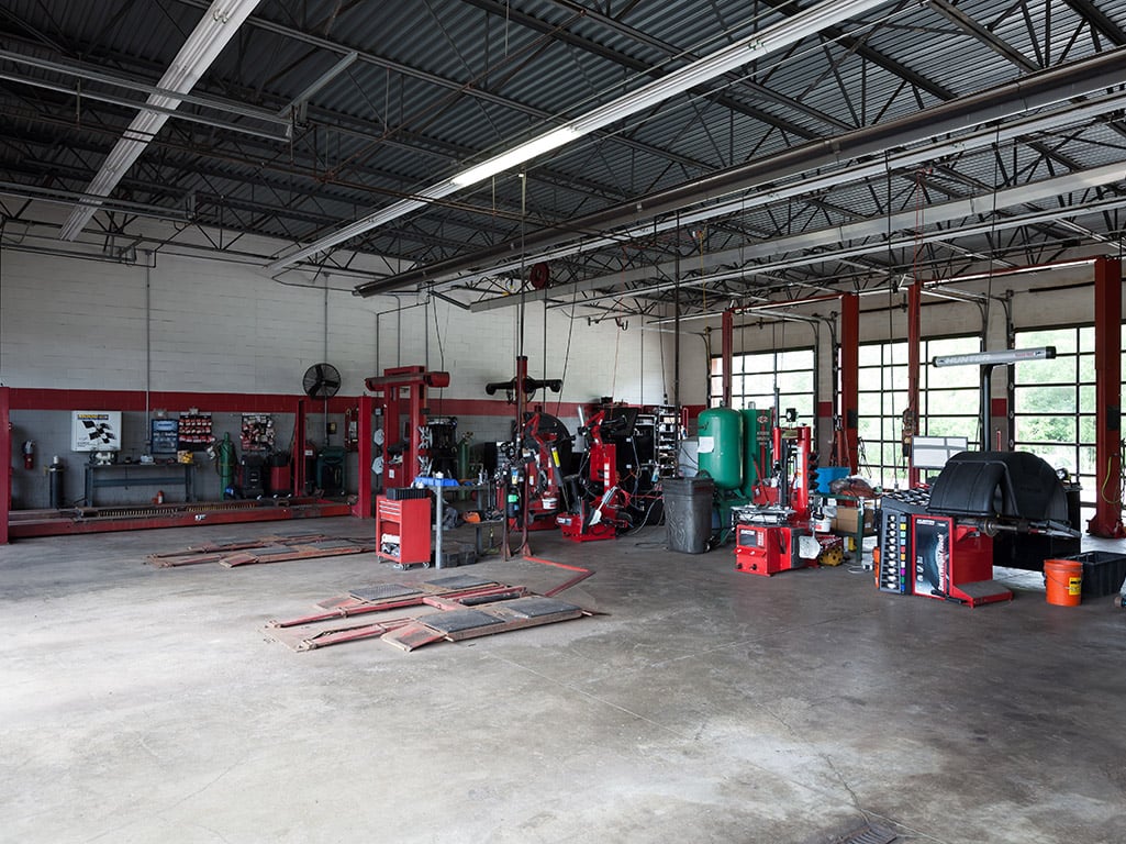 Tire Discounters Lebanon (Columbus) tires, alignment, brakes
