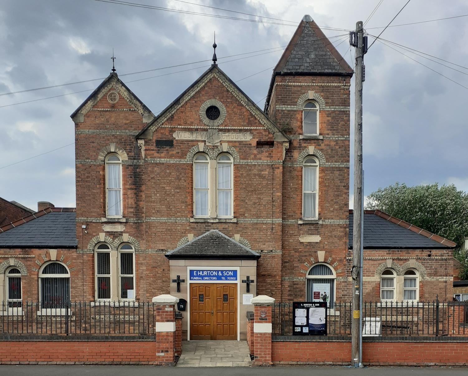 E Hurton & Son Funeral Directors in Retford Dignity Funerals