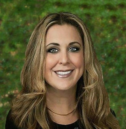 Photo of Lisa Mirabella