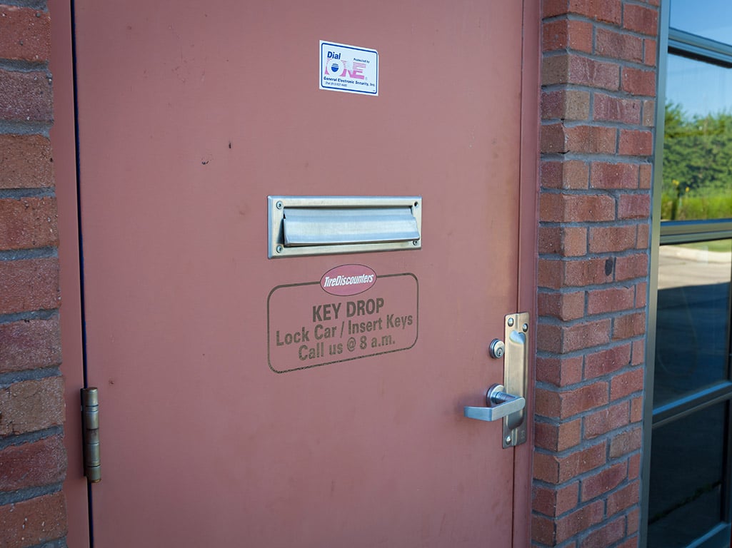 Tire Discounters Tires, Wheels, Custom Wheels, rims in Columbus, OH