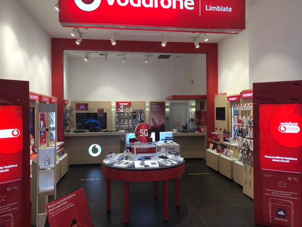 Vodafone Store | Carrefour Limbiate