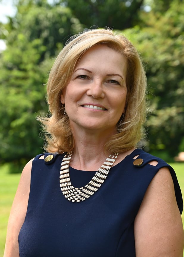 Carousel Associate Image