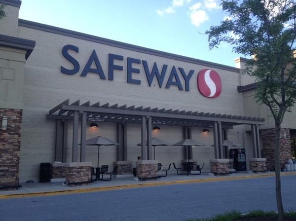 Safeway Store Front Picture at 1017 York Rd in Towson MD
