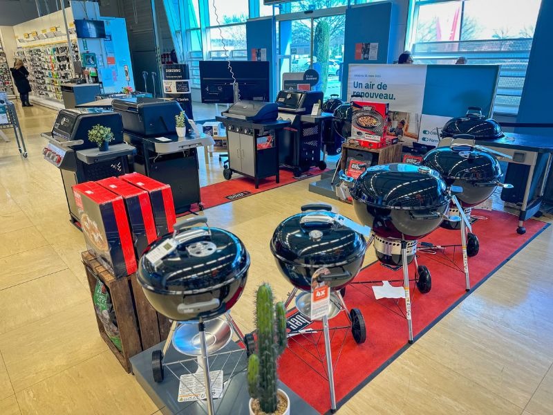 La gamme de barbecue weber au magasin boulanger avignon lepontet. Idéal pour faire des repas gourmand en extérieur, cuir ou fumer des viandes et légumes. Nous avons du choix que ce soit des barbecue à gaz, charbon, ou electrique.