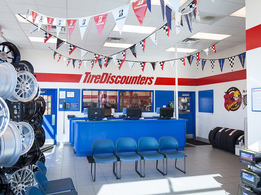 Tire Discounters Polaris | tires, alignment, brakes, autoglass in