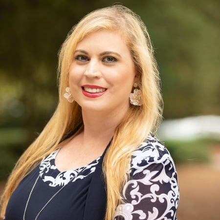 Photo of Rachelle Flood