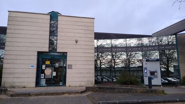 Photo du point La Poste LAVAL MENDES FRANCE