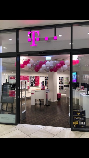 Store photo