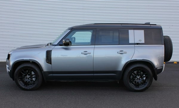 Essendon Land Rover | Land Rover Retailer in Essendon Fields VIC, Australia