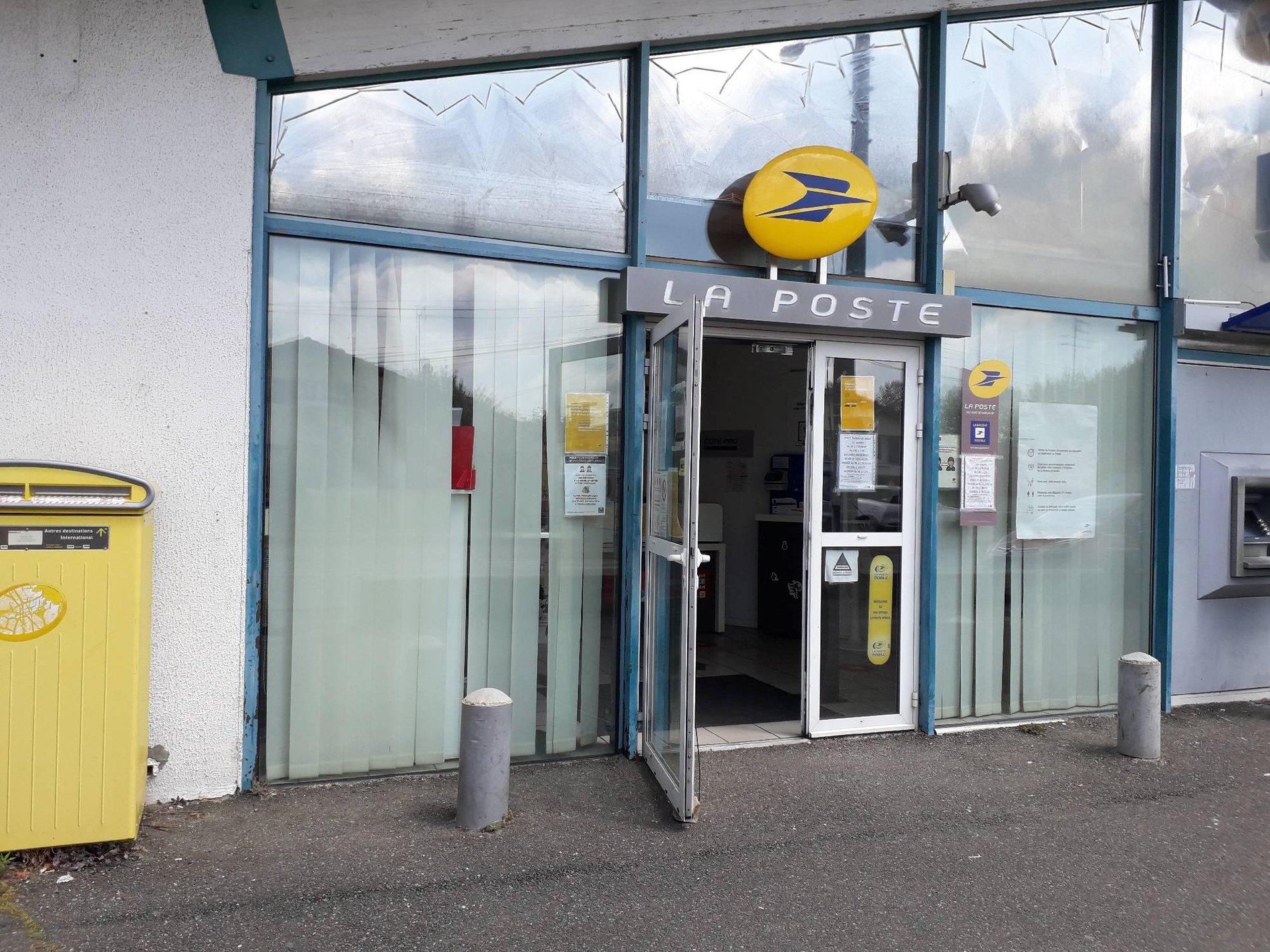 La Poste MONT DE MARSAN SAINT JEAN D'AOUT (40000) La Poste