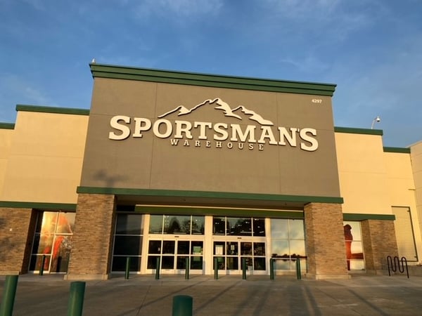 The front entrance of Sportsman's Warehouse in Bellingham